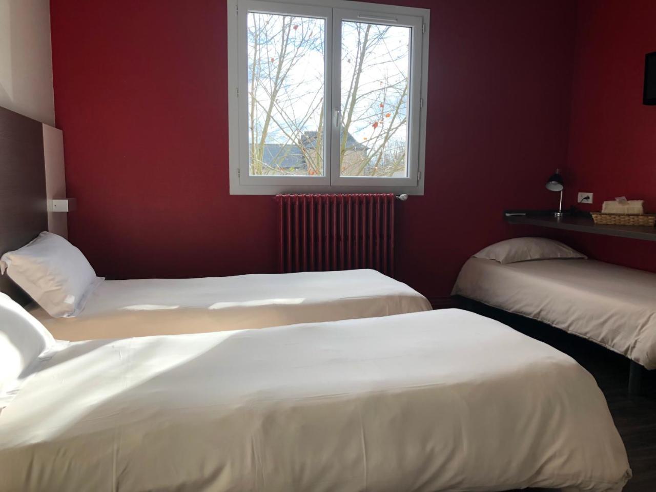 Hotel La Hourquie Cafe Morlaas Zewnętrze zdjęcie